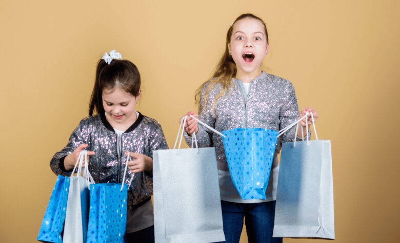 kinderen shoppen