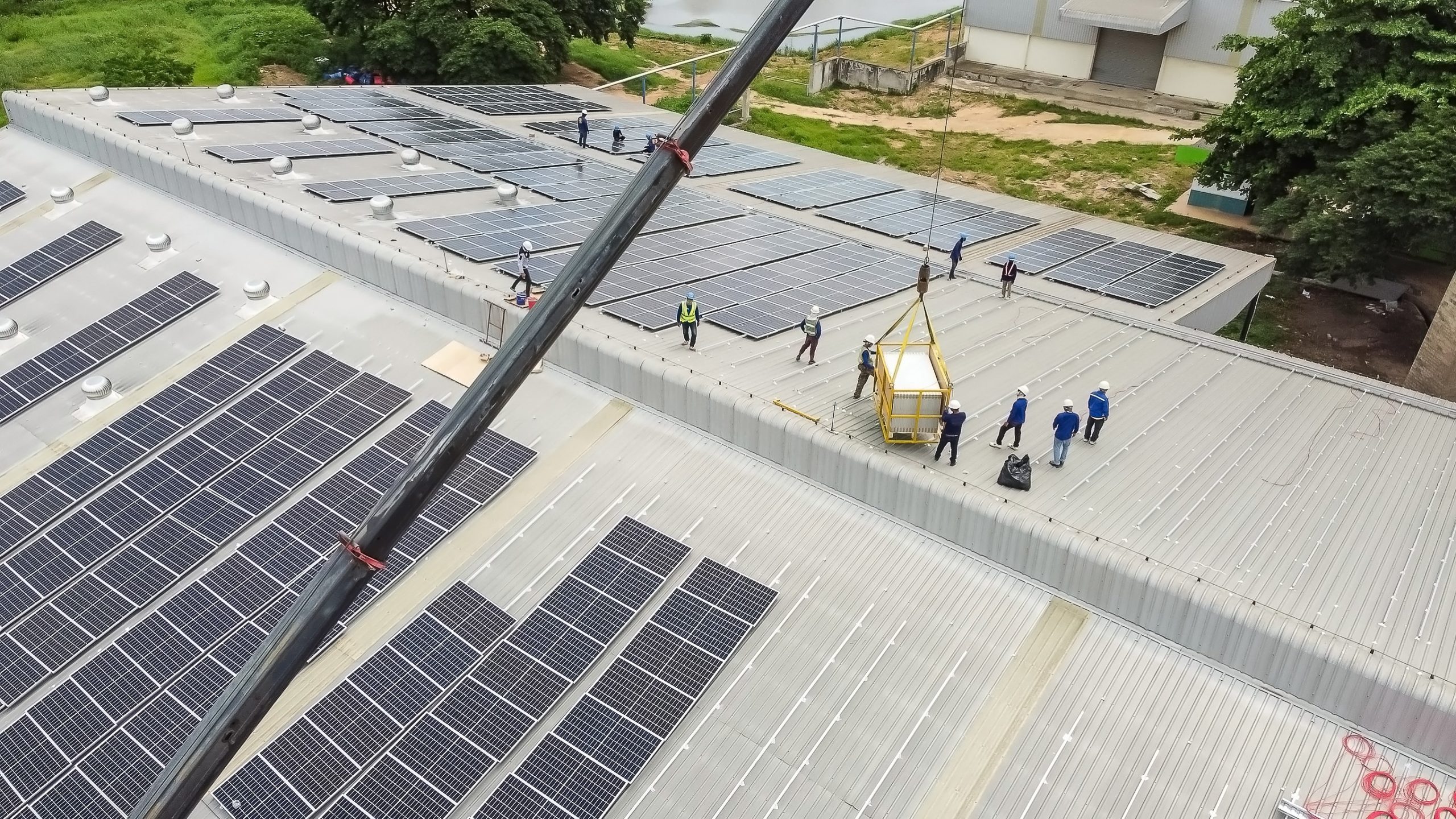 zakelijk zonnepanelen plaatsen